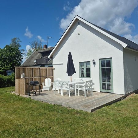 Villa Litet Hus I Mysig By Naera Havet Ystad Exterior foto