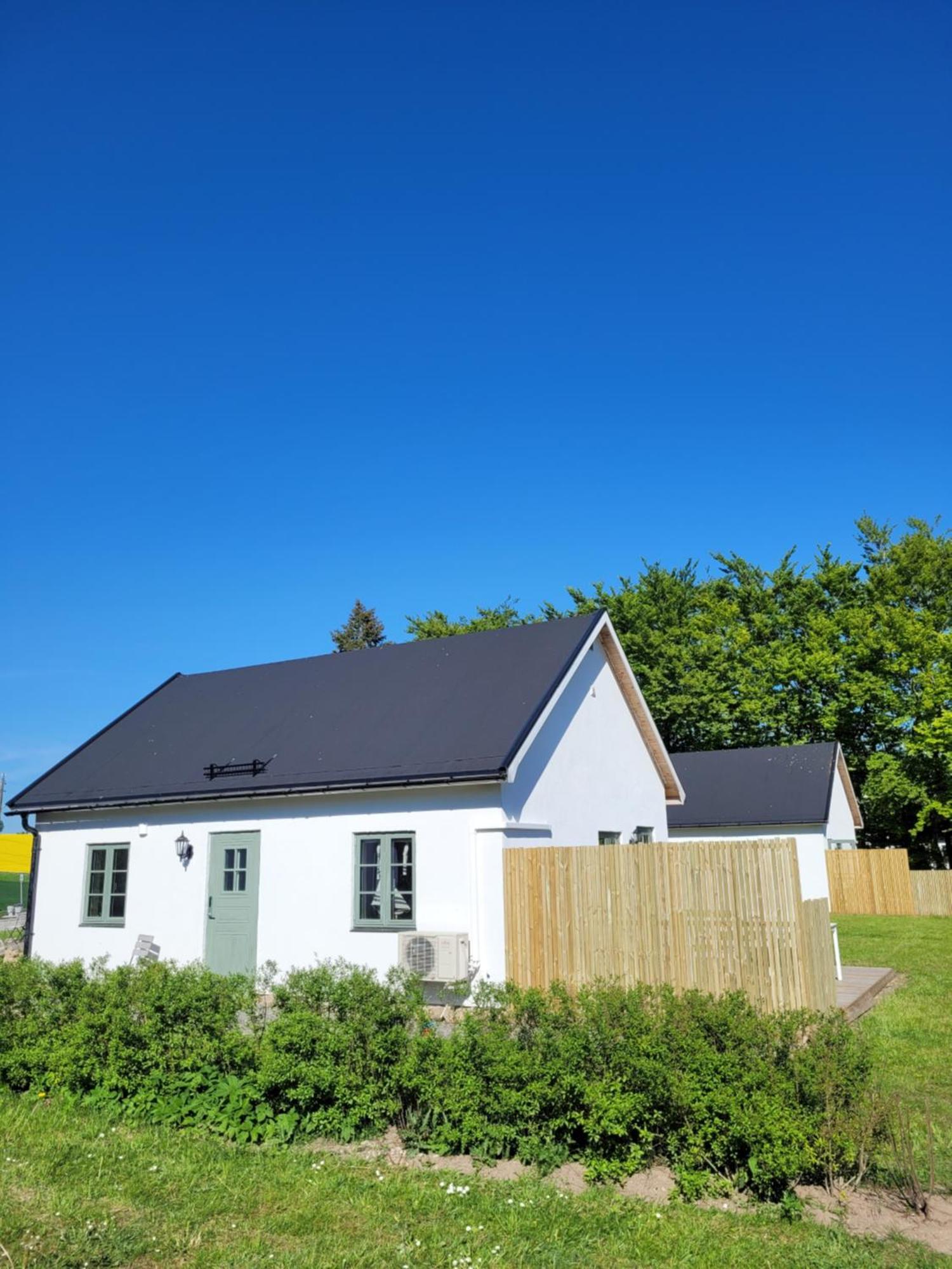 Villa Litet Hus I Mysig By Naera Havet Ystad Exterior foto
