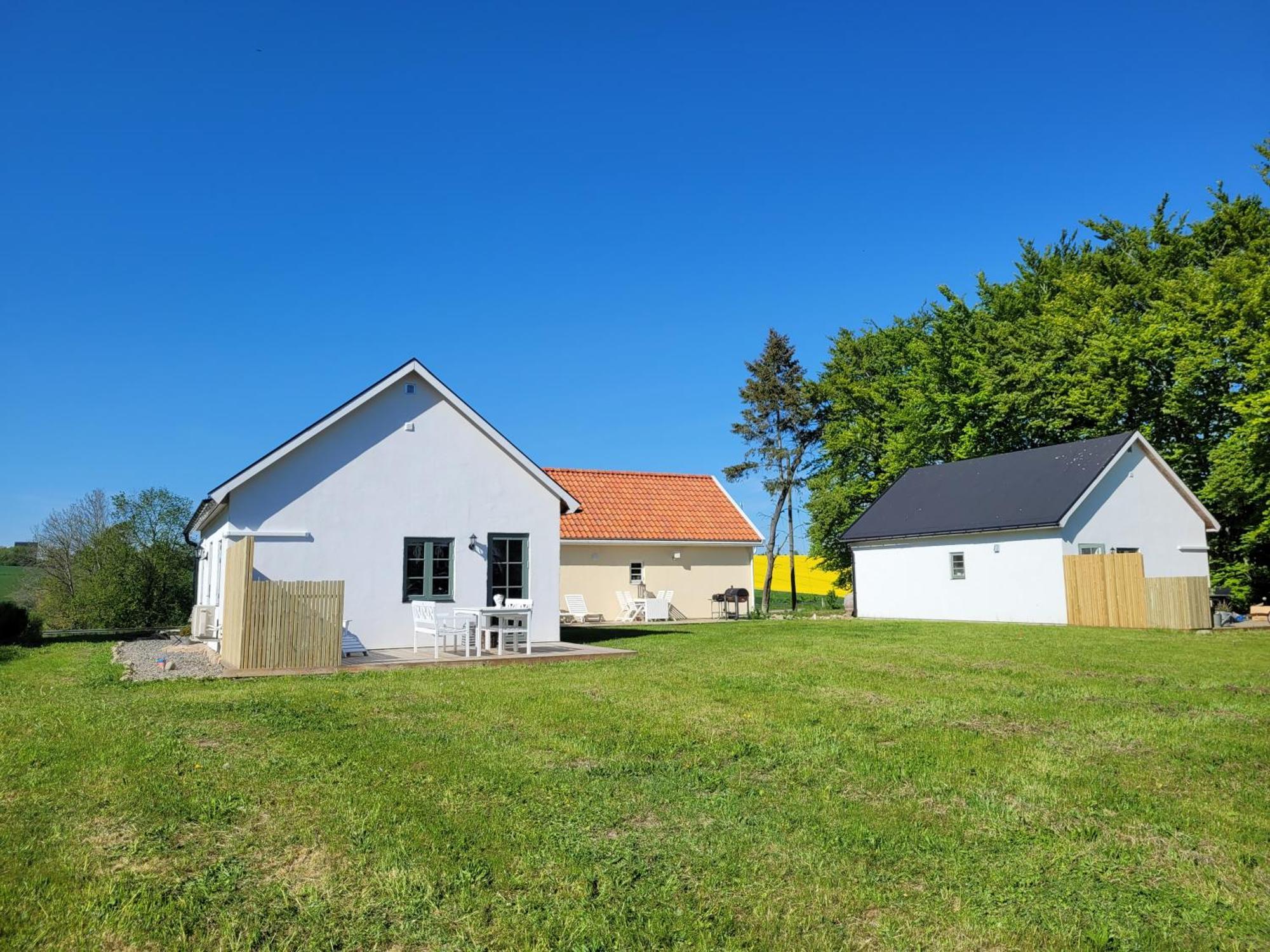 Villa Litet Hus I Mysig By Naera Havet Ystad Exterior foto