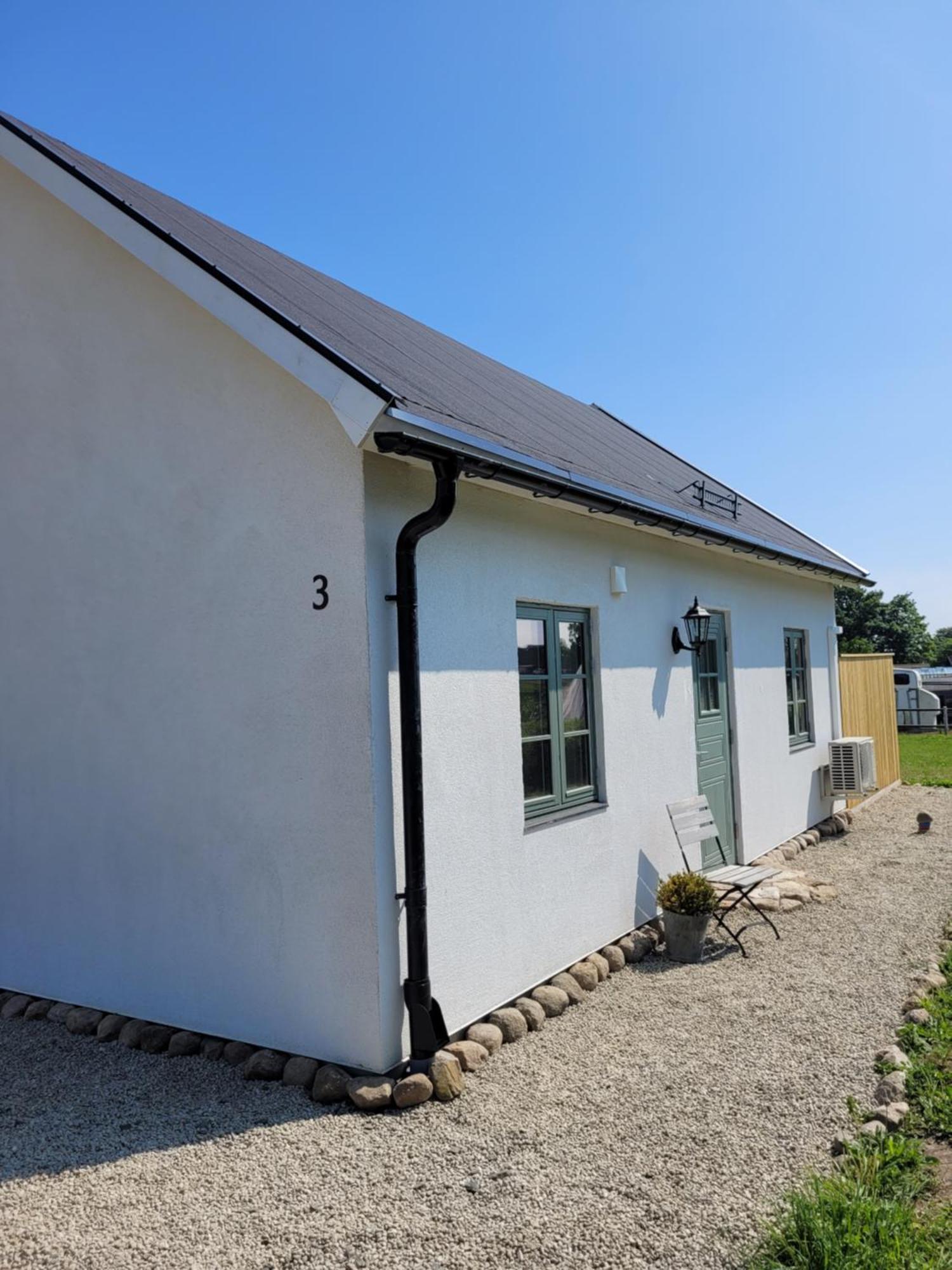 Villa Litet Hus I Mysig By Naera Havet Ystad Exterior foto